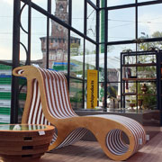 X2Chair by Lessmore: cardboard chaise longue with gold leaf finish designed by Giorgio Caporaso for Privitera Eventi. Milan Piazza Castello. DDN Phutura | Milan Design Week 2019