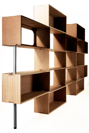MATTONI is a line of modular libraries available in cardboard, wood or cardboard and wood