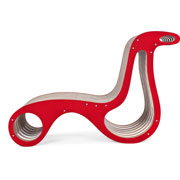 The X2Chair chaise longue made of recyclable cardboard with Ecoalf fabric finishes is an example of a circular economy | Design: Giorgio Caporaso for Lessmore